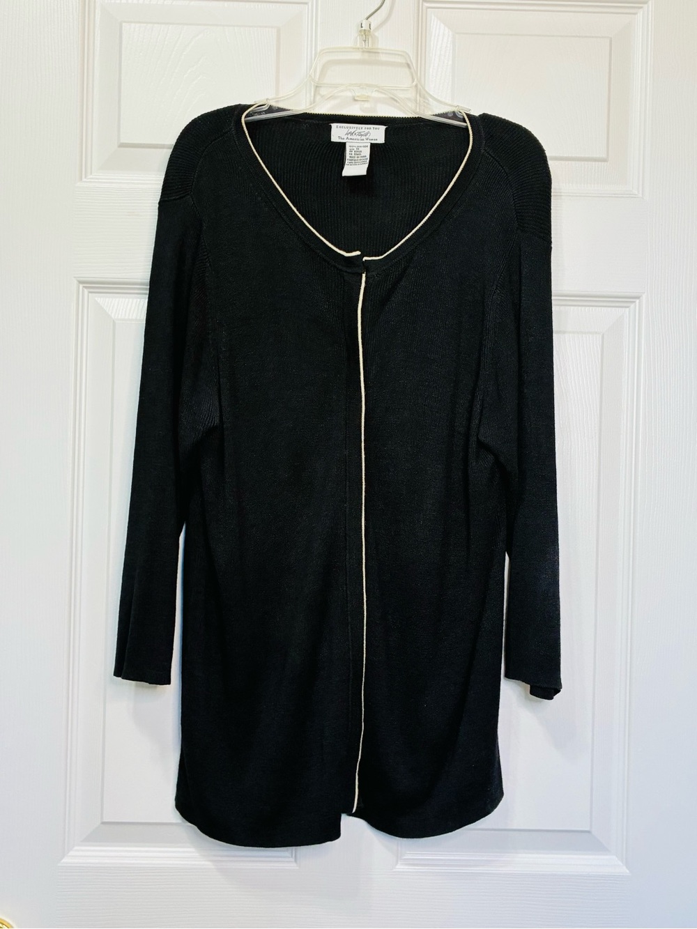 Lord & Taylor Silk Cardigan Women’s 1X Navy Hidden Buttons Runs Small Old Money